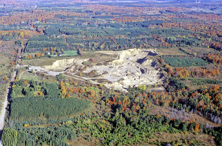  Aerial view of the East Duffins Headwaters in 1999