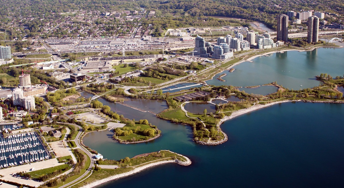 An aerial view of Humber Bay Park
