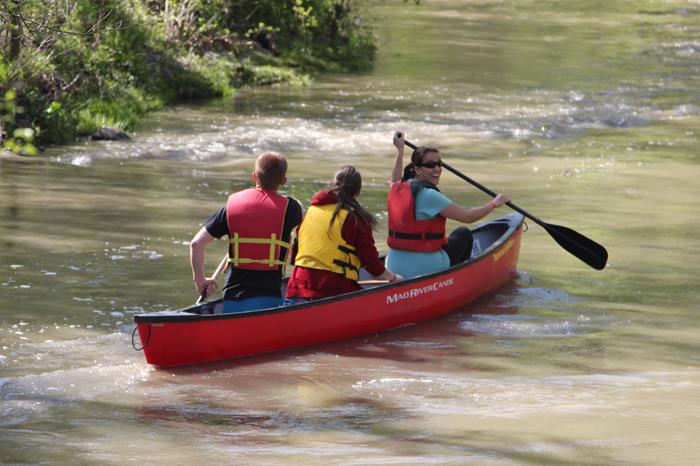 People in a canoe on the Don River