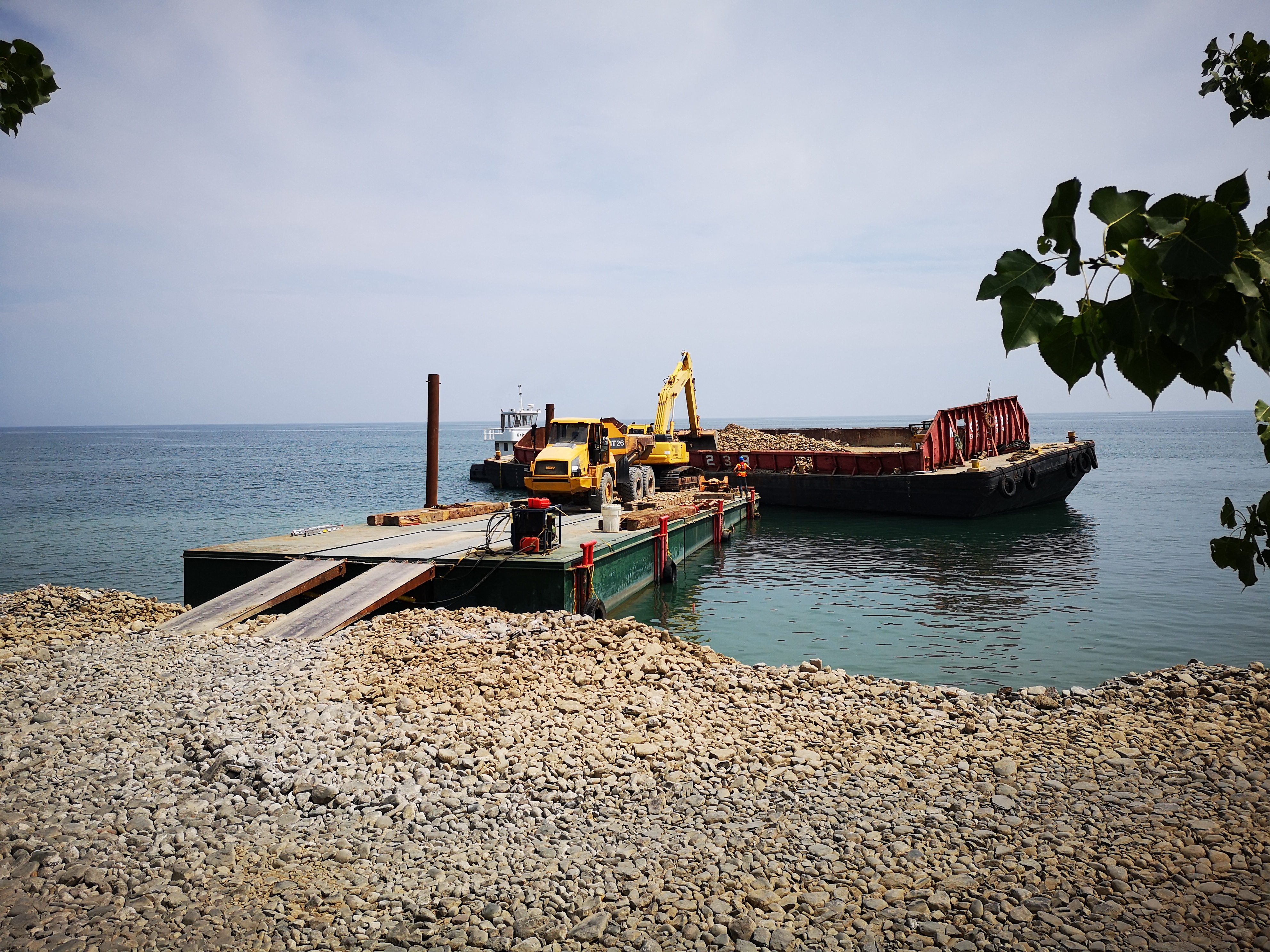 Delivery of cobble material by barge. Source: TRCA, 2018.