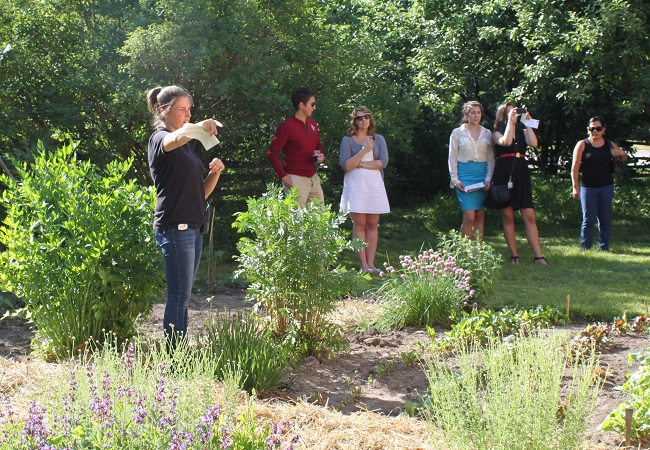 residents tour greenspace during Rouge Days event