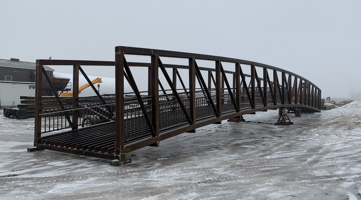 new bridge for East Don Trail