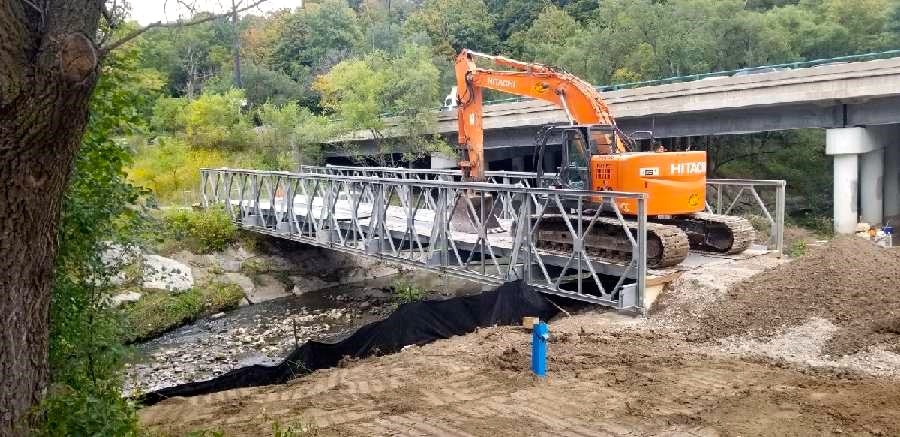 installation of temporary bridge